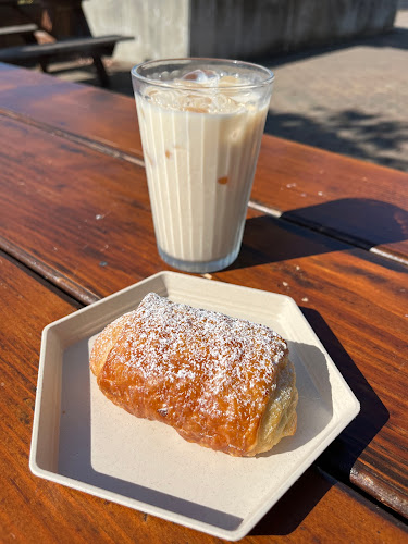 Comentarii opinii despre White Rabbit Coffee Co.