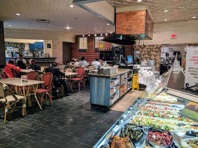 Opinii despre Sunterra Market, Commerce Place în Edmonton - Hospitality and gastronomy