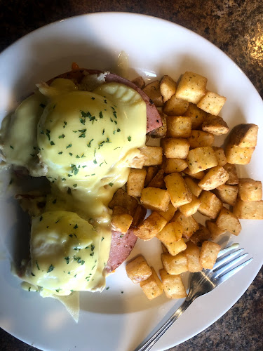 Smitty's Family Restaurant - Kelowna - Hospitality and gastronomy