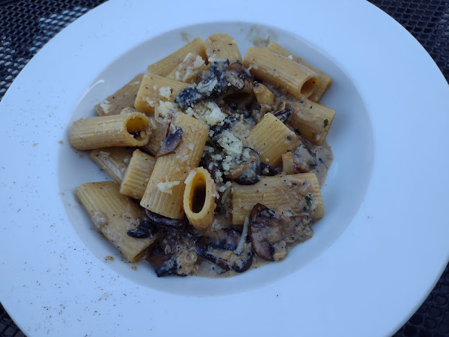 Blackshop Restaurant