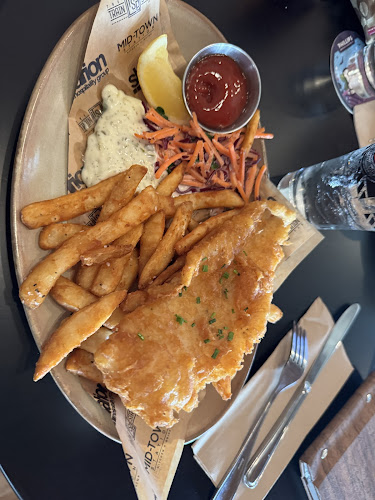 Opinii despre Train Station Pub în Kelowna - Hospitality and gastronomy