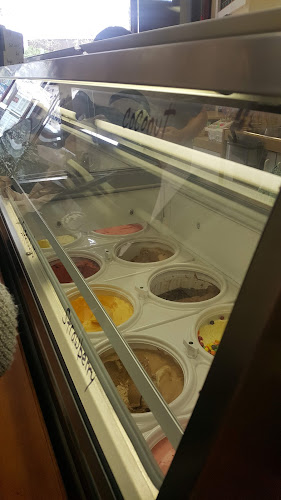 14961 Marine Dr #2, White Rock, BC V4B 1C3