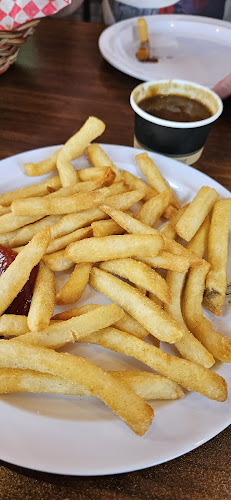 Comentarii opinii despre Wing House Omemee