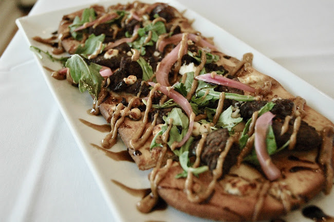 Comentarii opinii despre Nineteen 11