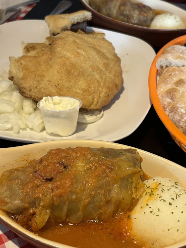 46 Courtland Ave E, Kitchener, ON N2G 2T7