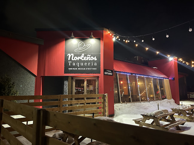 698 Arthur St W, Thunder Bay, ON P7E 5R8