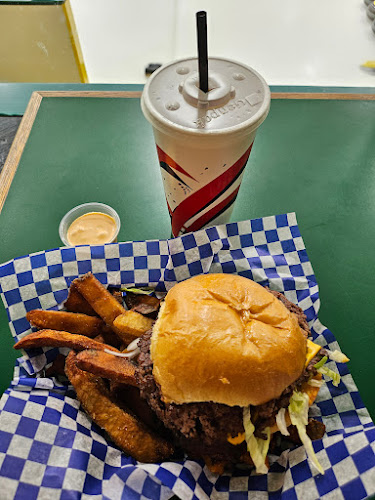 Flat Boy Burgers - Hospitality and gastronomy