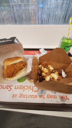 Comentarii opinii despre Mary Brown's Chicken & Taters