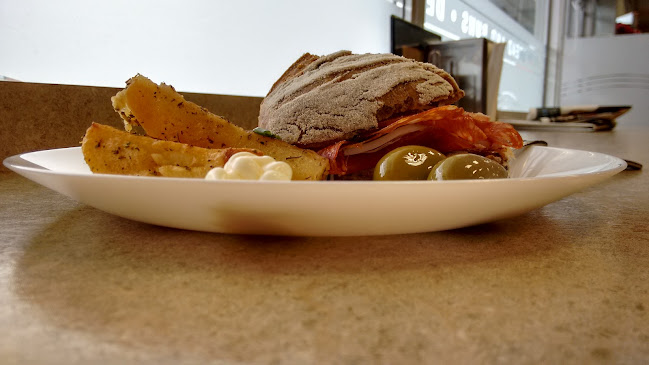 Lago Italian Bakery Inc - Hospitality and gastronomy