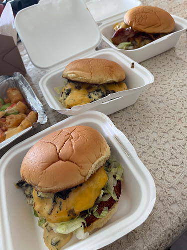 1795 Beach Ave, Vancouver, BC V6G 1Y9