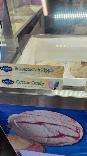 Comentarii opinii despre Cowan's Dairy