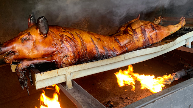 All Seasons Pig Roast & Catering - Red Deer