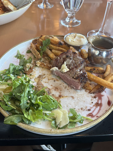 The Black Iron Club & Grill at Tobiano - Kamloops