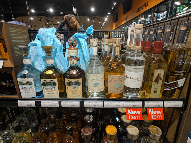 The Gull Liquor Store - Hospitality and gastronomy