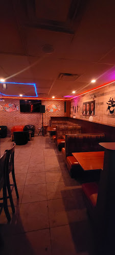 215 Highland Rd W, Kitchener, ON N2M 3C1