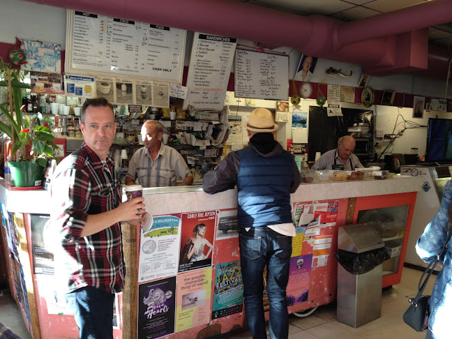 Comentarii opinii despre Joe's Cafe Bar