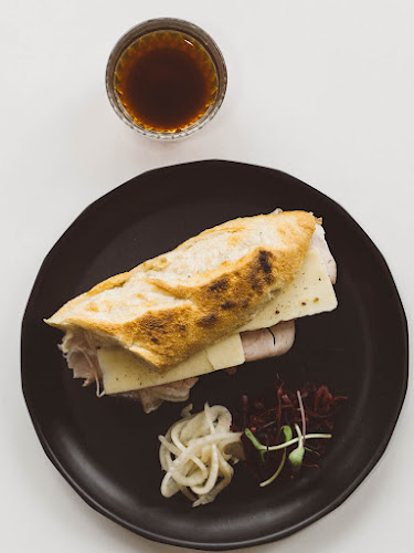 coffee shop Modus - Hospitality and gastronomy