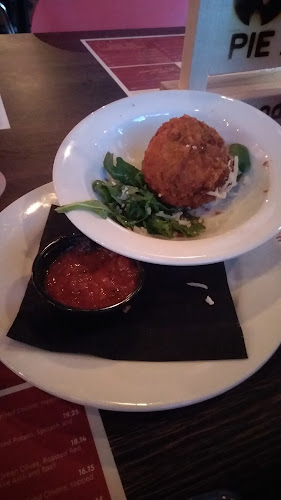 Comentarii opinii despre Pie Wood Fired Pizza Joint - Barrie South