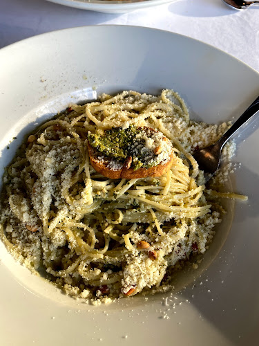 1209 Lonsdale Ave, North Vancouver, BC V7M 2H5