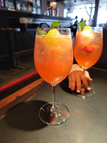 Cactus Club Cafe Robson - Vancouver