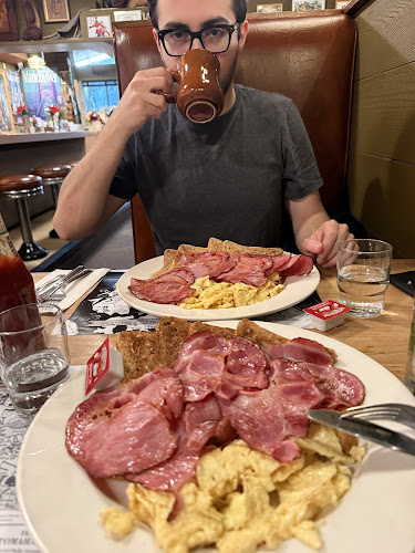 Tomahawk Restaurant - Hospitality and gastronomy