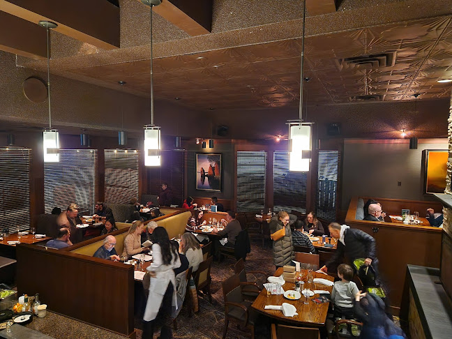 7104 Macleod Trl, Calgary, AB T2H 0L3