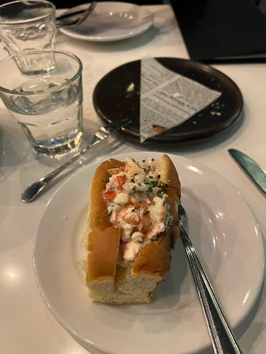 Fanny Bay Oyster Bar & Shellfish Market - Vancouver