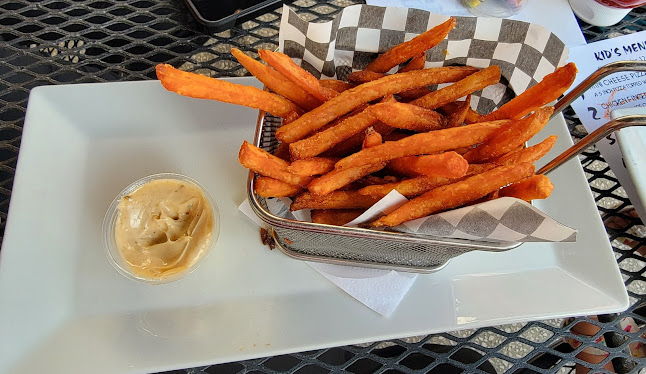 130 King St, London, ON N6A 1C3