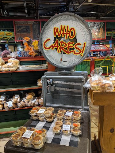 301 Westmount Dr N, Orillia, ON L3V 6Y4