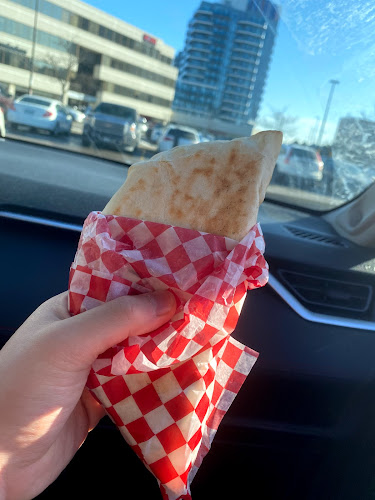 9555 Yonge St, Richmond Hill, ON L4C 9M5