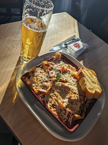 Boston Pizza - Hospitality and gastronomy