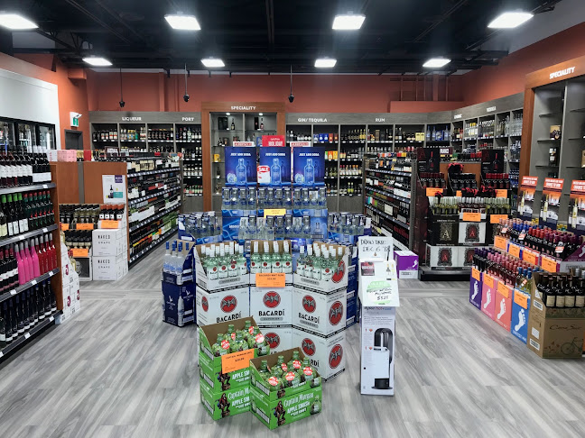 Opinii despre Liquor House - McConachie în Edmonton - Hospitality and gastronomy