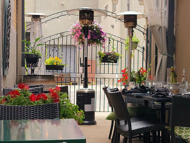 34 Brunswick St Main Level, Stratford, ON N5A 3L8