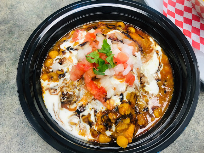 Ricardo's Taj Mahal - Hospitality and gastronomy