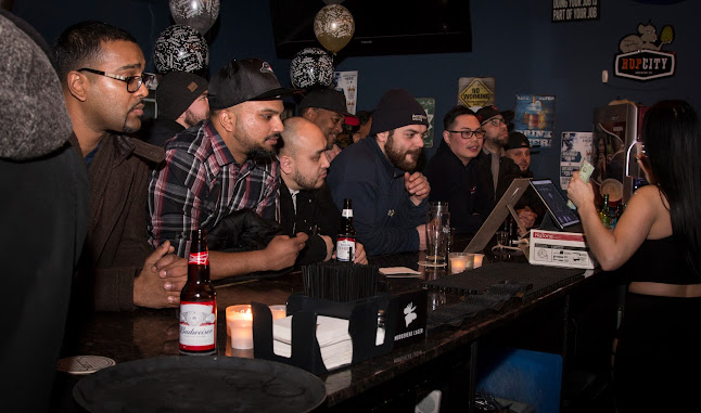 5835 Dixie Rd Unit 1, Mississauga, ON L4W 4W9