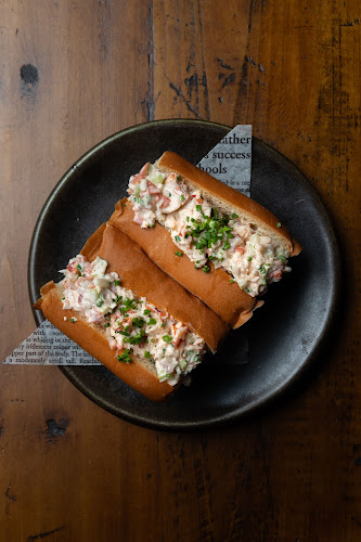 Fanny Bay Oyster Bar & Shellfish Market