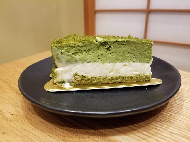 147 Dundas St W, Toronto, ON M5E 0A8