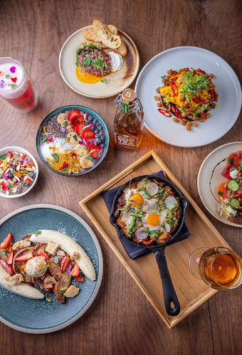 Cafe Bon Bon - Richmond Hill