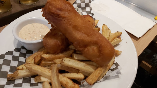 2360 Commercial Dr, Vancouver, BC V5N 4B7