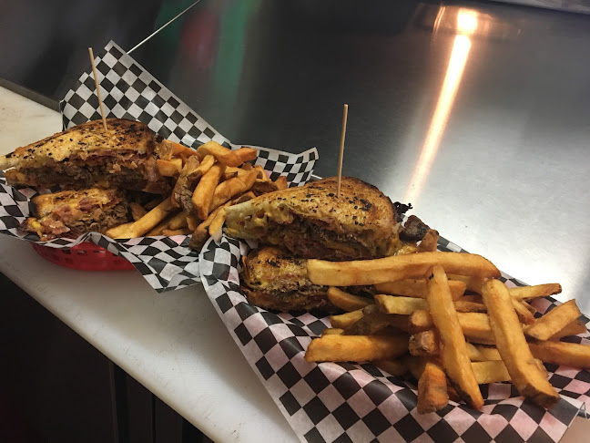 Mommaz Boyz - Welland