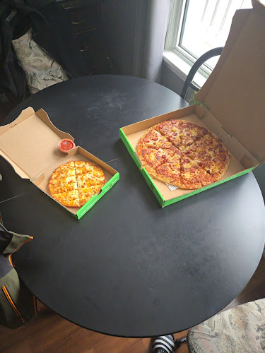 Comentarii opinii despre Red Swan pizza