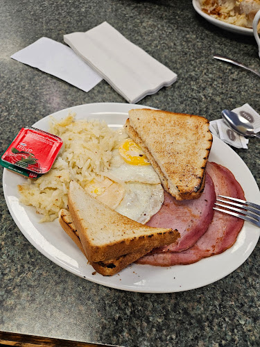 Grumpys Grill - Yorkton