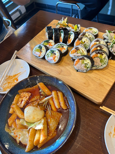 156 14th St E, North Vancouver, BC V7L 2N3