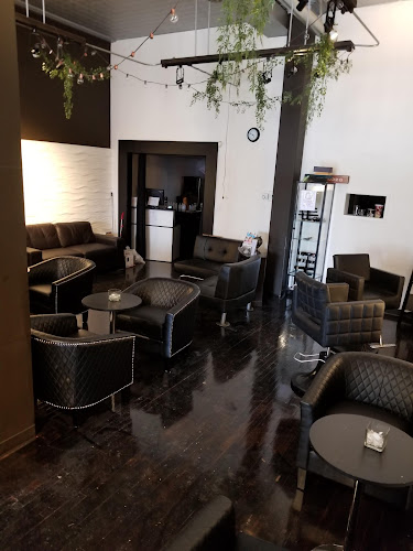 Mane Street Cafe and Lounge - Hospitality and gastronomy