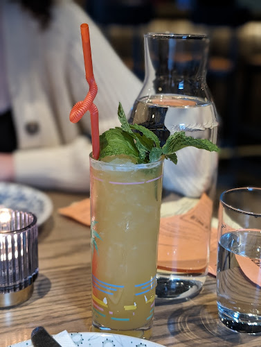 Opinii despre Ricardo's Hideaway în Calgary - Hospitality and gastronomy