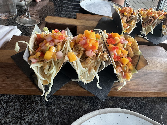 Lakeside Beach Club - Cultus Lake