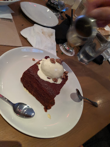 Moxies Toronto Downtown Restaurant - Hospitality and gastronomy