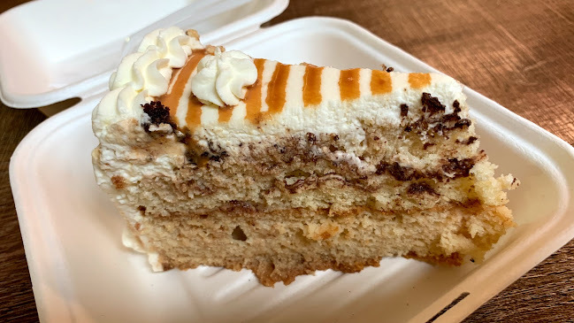 Pamola Bakery & Deli - New Westminster