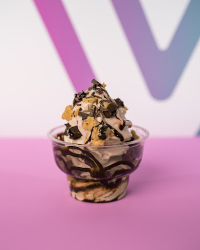 819 17 Ave SW, Calgary, AB T2T 0A1