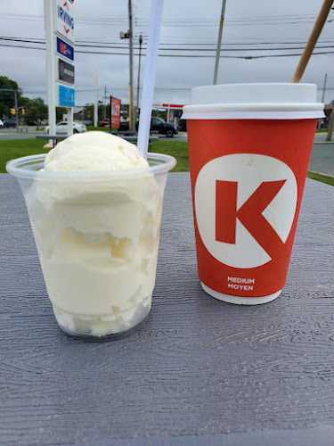 Opinii despre Bergs Famous Ice Cream în Mount Pearl - Hospitality and gastronomy